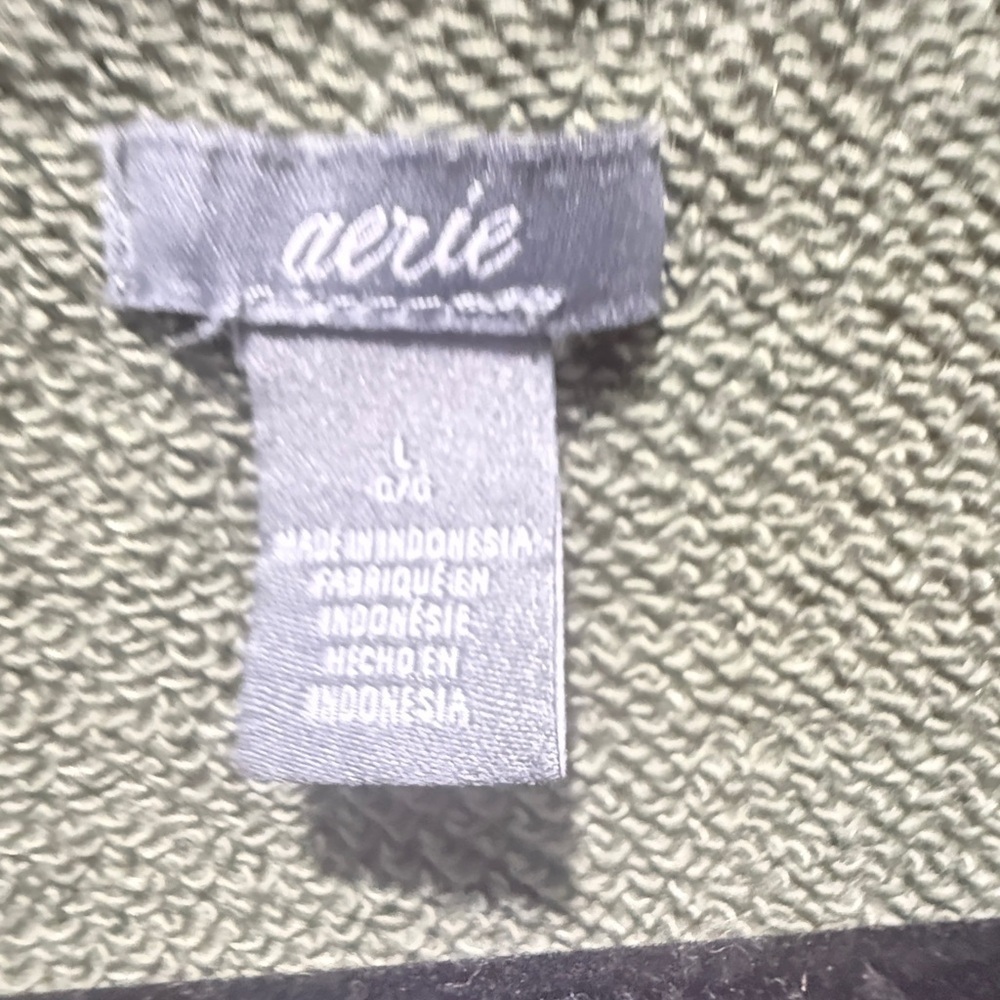 Aerie City Raw Cut Oversized Crew - Picture 4 of 6